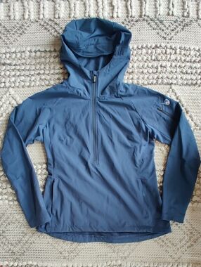 Kuhl Woman's Half Zip Anorak Projekt Jacket In Blue Size Medium